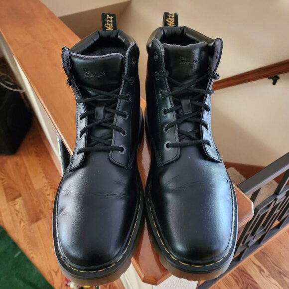 Dr. Martens Air Wair The Original Men's US 11 Black Leather Boots - Picture 2 of 7